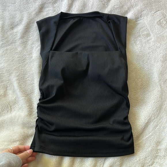 3 pack tank tops - Picture 2 of 3